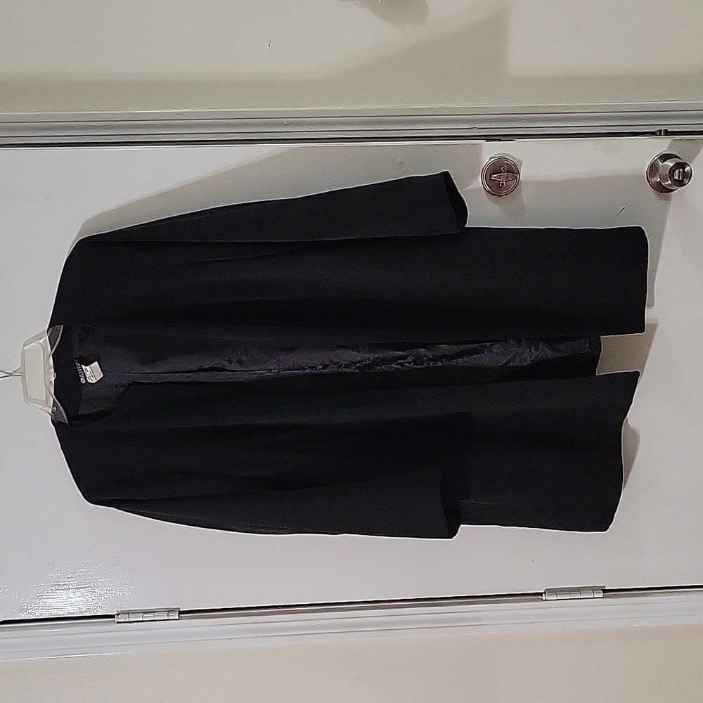Maggie Barnes black blazer in great condition